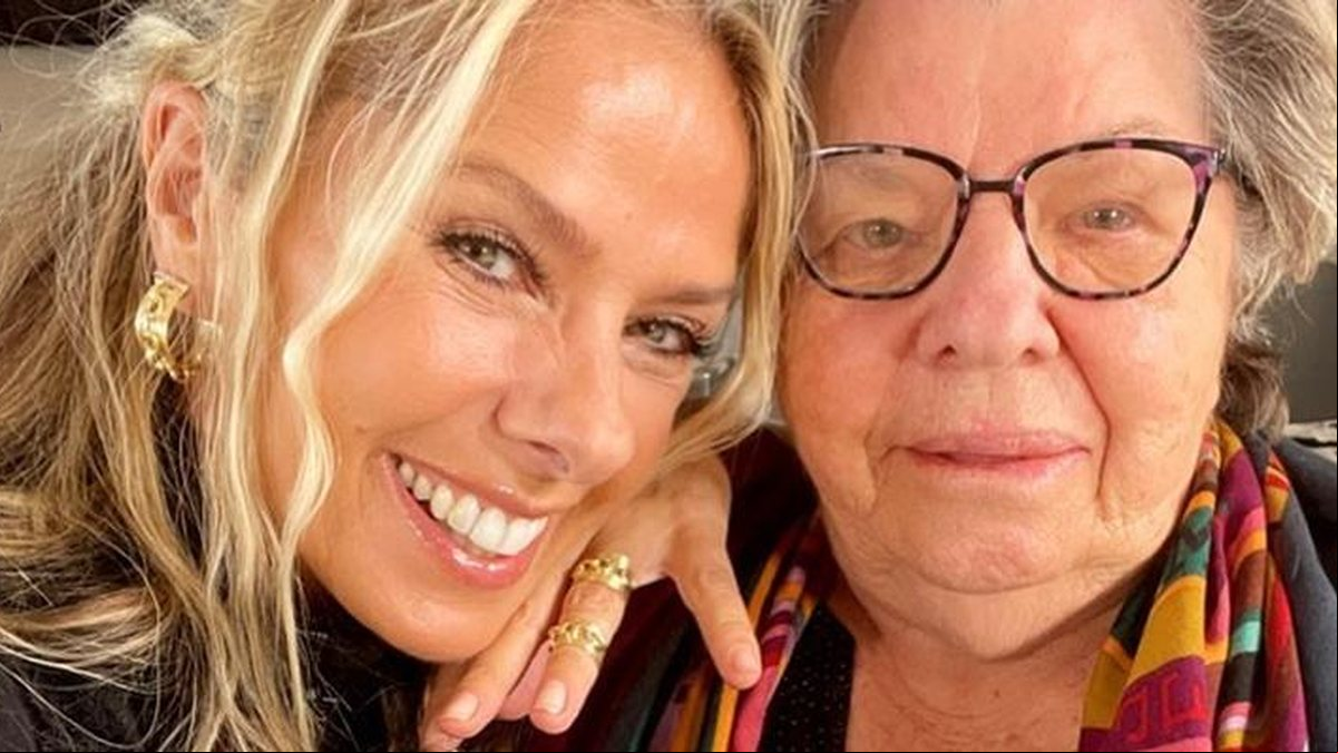 Adriane Galisteu desabafa sobre grave diagnóstico da mãe