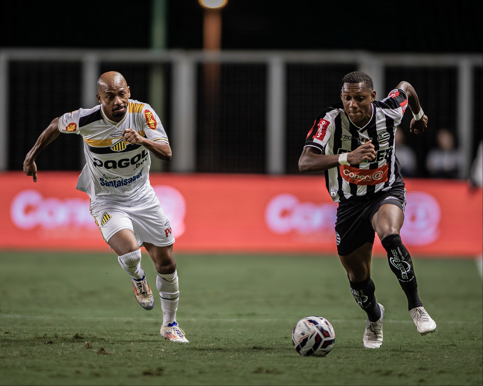 Athletic mandou seus primeiros jogos no Independência